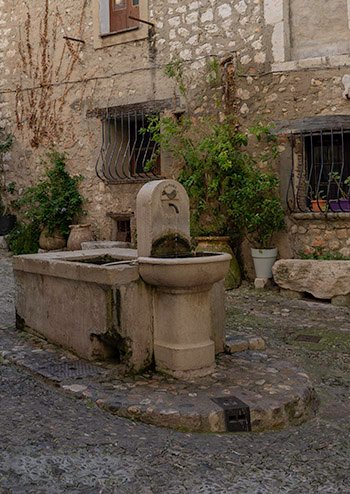 Saint Paul de Vence fountain